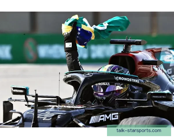 梅赛德斯再度发力F1赛季风云变幻引领新一轮冠军争夺